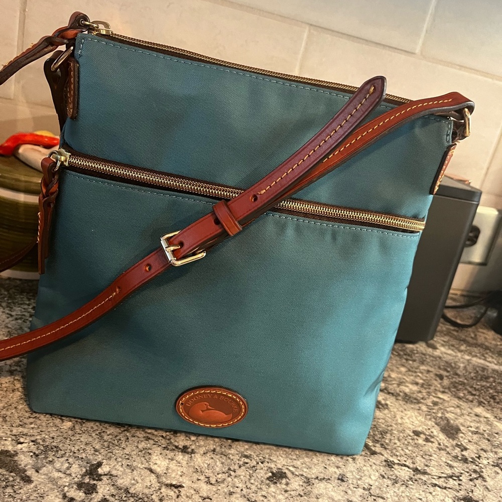 DOONEY & BOURKE LETTER CARRIER MEDIUM CROSSBODY TEAL CANVAS